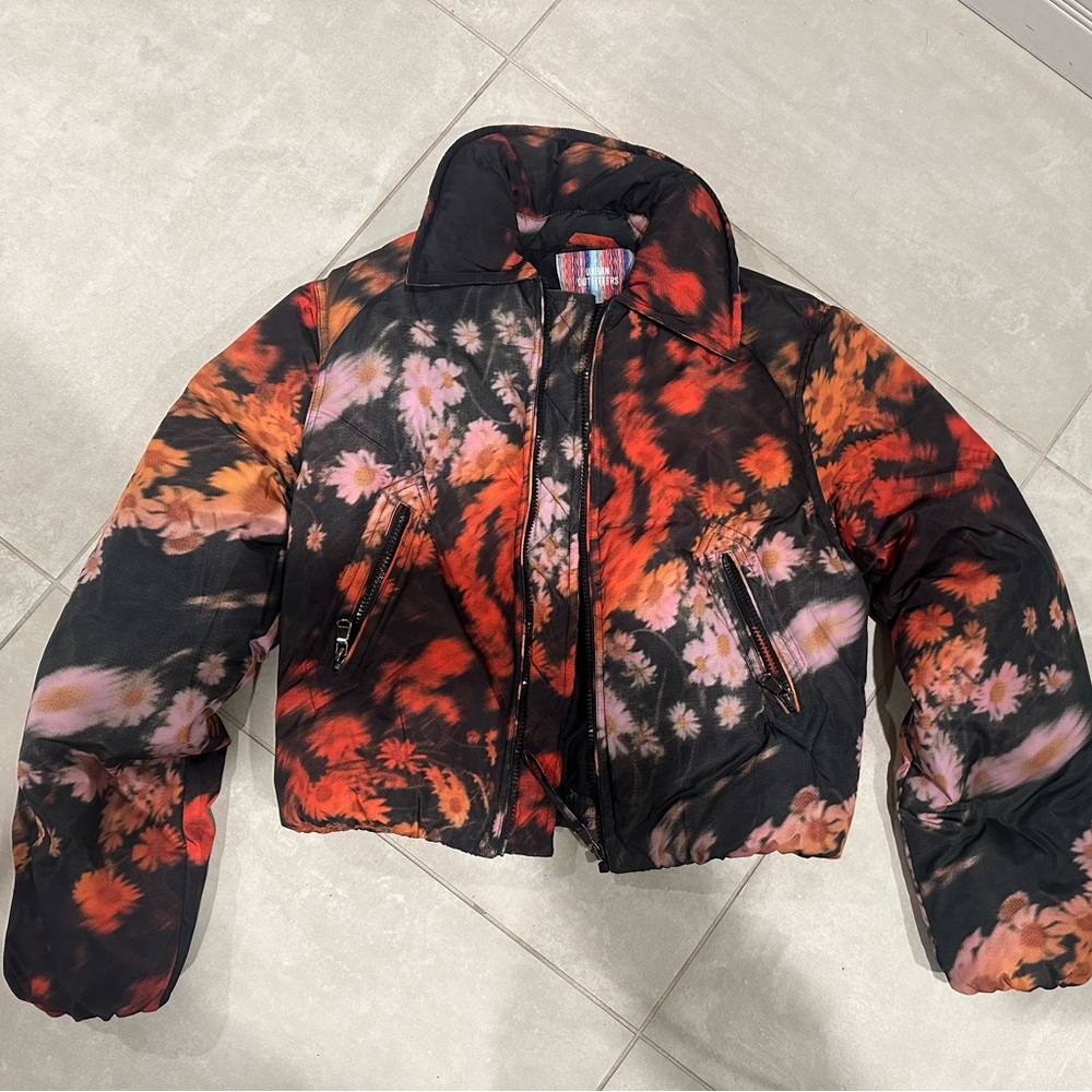 Urban Outfitters Women's Tie-Dye Puffer Jacket - Red, Orange, Black